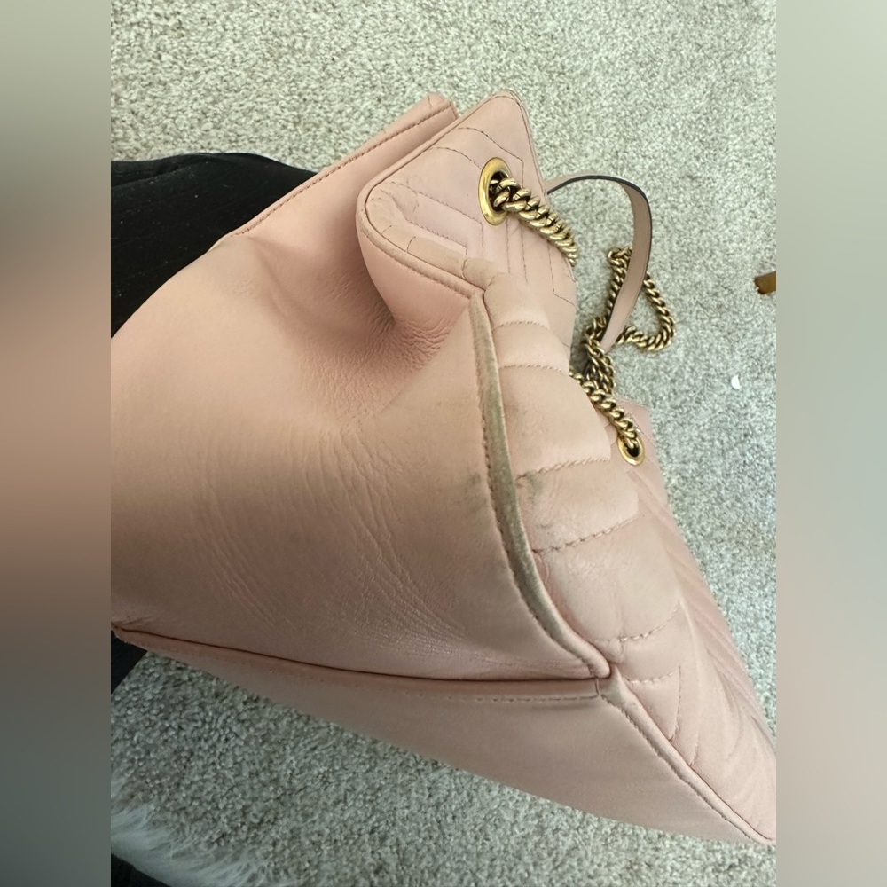 Well worn but beautiful Pink Gucci Purse - Picture 16 of 16